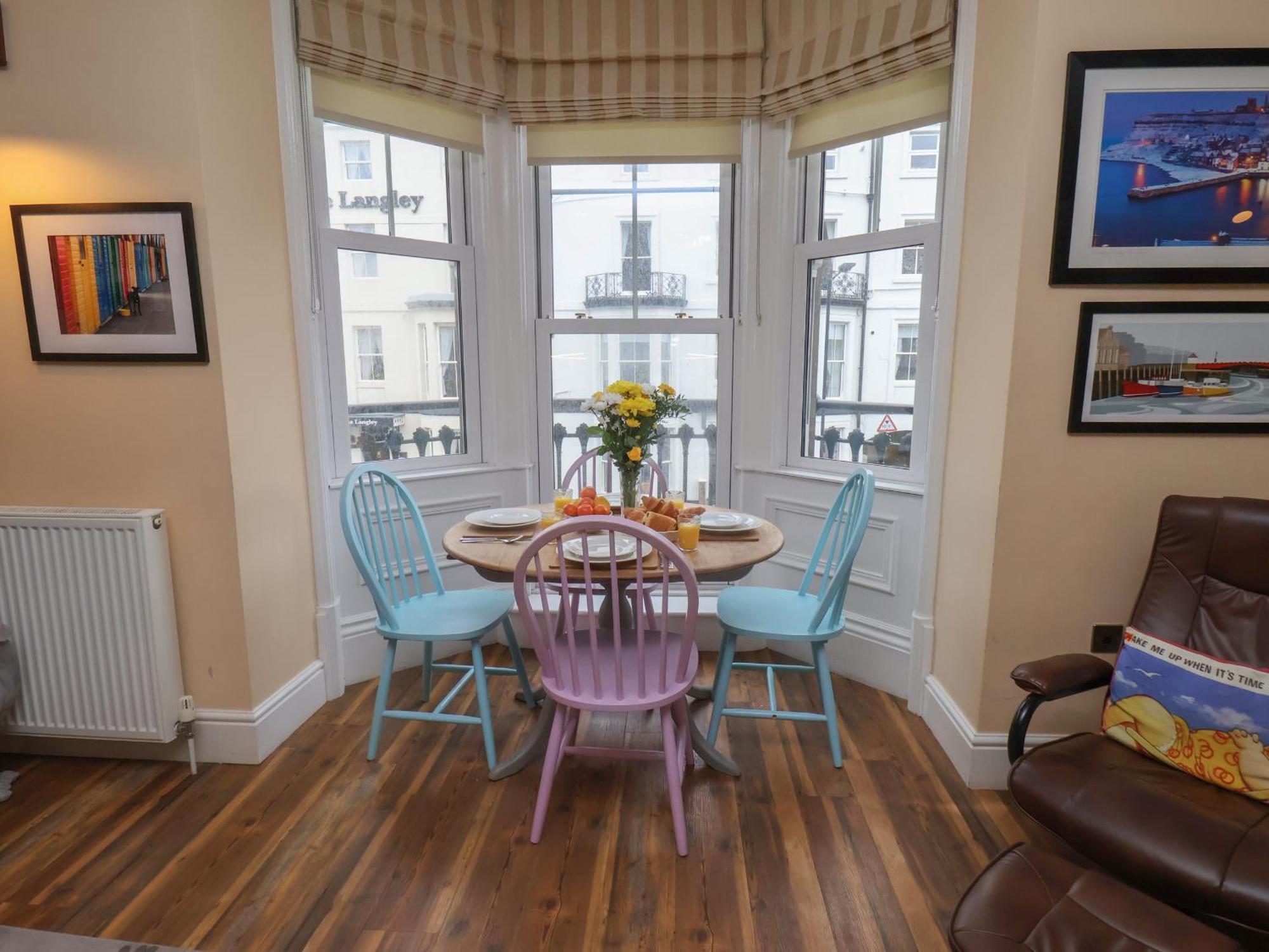 Apartment 4 Whitby Bagian luar foto