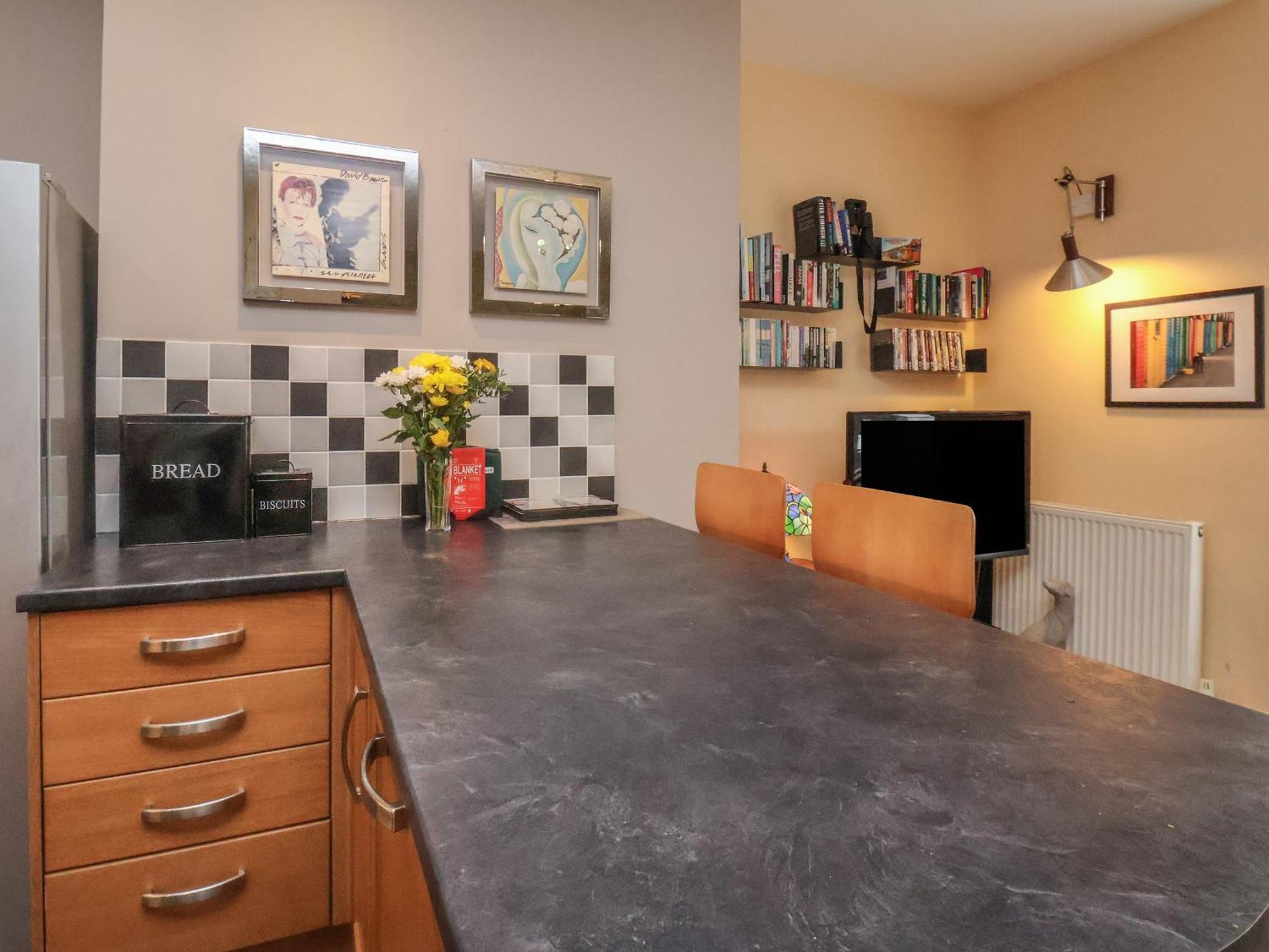 Apartment 4 Whitby Bagian luar foto